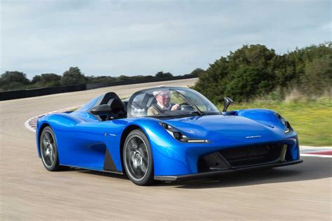 2019 Dallara Stradale review | MOTOR magazine