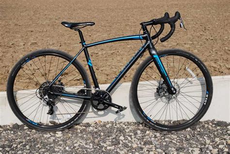 Product Review Raleigh Mustang Elite Gravel Bike Freewheeling France