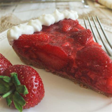 Fresh Strawberry Pie With Graham Cracker Crust Graham Crackers Fresh