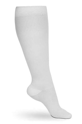 Can You Sleep In Compression Socks Exploring The Pros And Cons Dsc