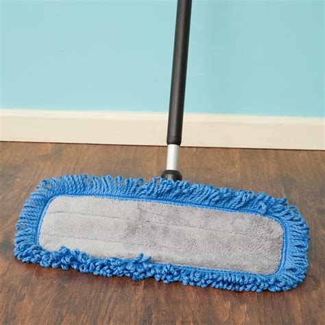 18" Microfiber Mop Kit with Wet and Dry Pads