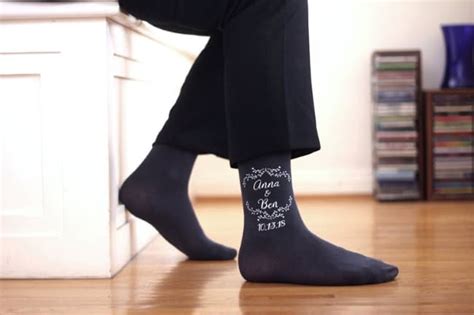 21 Groomsmen Sock Ideas for Instagrammable Wedding Moments! - Love ...