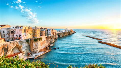 Kreuzfahrten Mittelmeer 2025 » Mediterrane Highlights