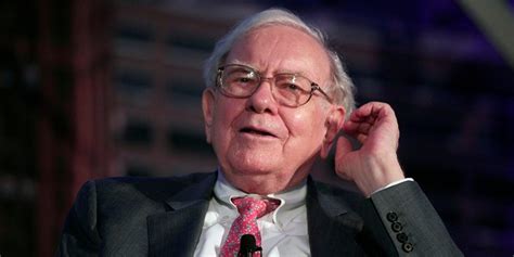 Warren Buffetts 90 Billion Apple Stake Is Now 43 Of Berkshire Hathaways Entire Stock Portfolio