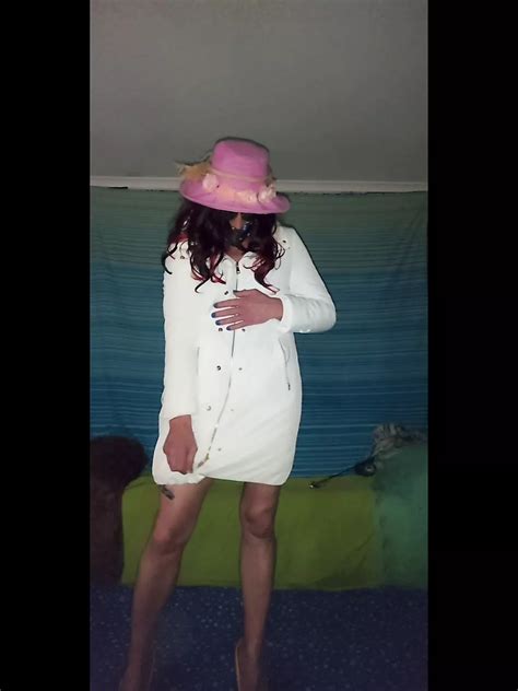 Parte Saliendo De Mi Abrigo Y En Mi Bikini Xhamster