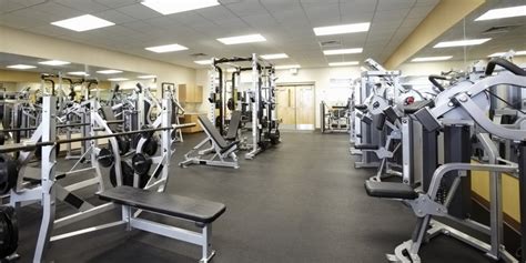 A New York Gym Is Offering Naked Fitness Classes Askmen