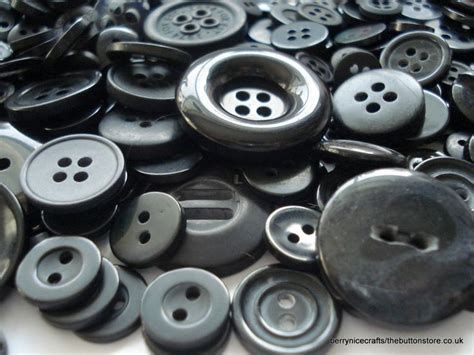 100 Mixed Black Buttons, Pack of 100 Black Buttons, 100 Buttons, 2p ...