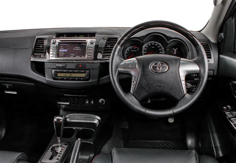 Toyota Fortuner Dashboard