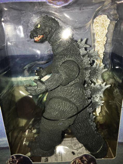 Bought this awesome vintage Godzilla figurine : r/GODZILLA