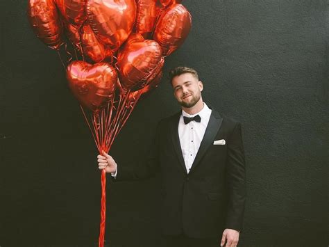 Where Is Too Hot To Handle Star Harry Jowsey Now Whereabouts Age And More Details Explored