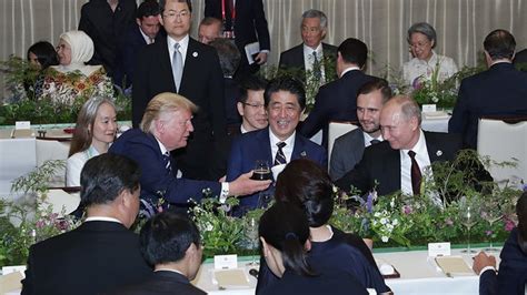 特朗普与西班牙首相桑切斯g20的一幕，让西班牙国内媒体不淡定了 搜狐大视野 搜狐新闻