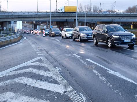 Otv Ra Sa N Jazd Z Bajkalskej Na Pr Stavn Most D R Bude Priebe Ne