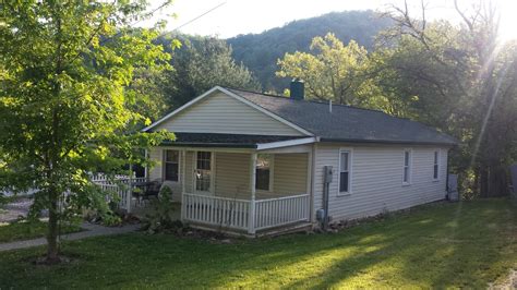 83 Sharp Hill Ln Hinton Va 22831 House Rental In Hinton Va