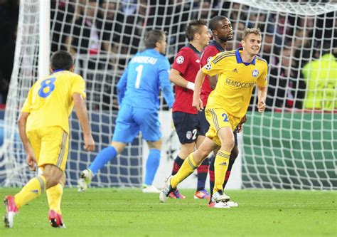 Lille Prend Une Sacr E Claque Ligue Des Champions Groupe F Lille