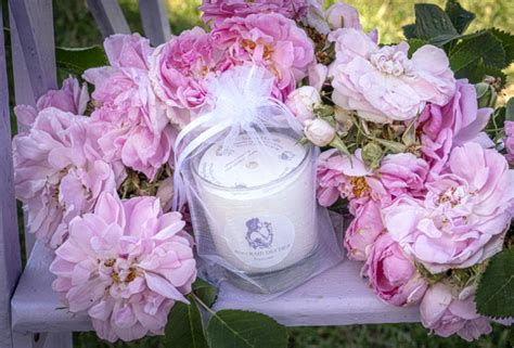 Bougie en cire végétale parfumée à la rose