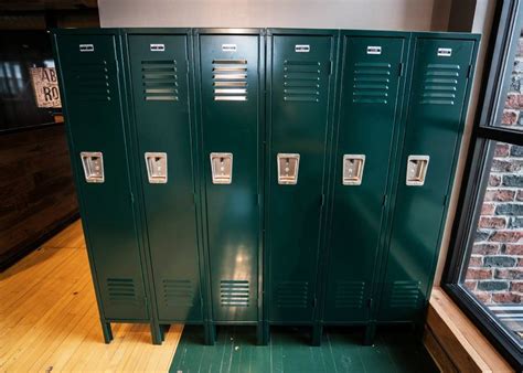 Employee Lockers | SchoolLockers.com