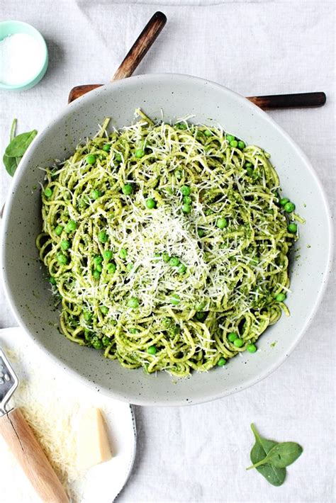 Spinach Pesto Pasta With Walnuts Monday Sunday Kitchen