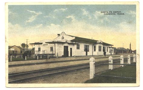 txrrhistory.com - AT&SF Depot - Cameron, Texas