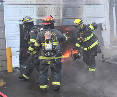 Everett Firefighters Quickly Contain Blaze In Detached Garage On