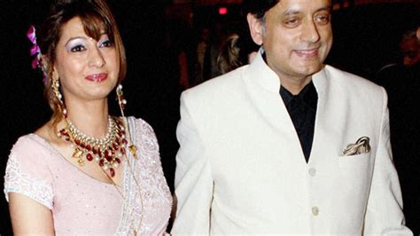 Sunanda Pushkar Murder Case Sits 11 Questions For Shashi Tharoor