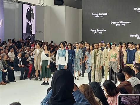 Opening Jakarta Fashion Week Rayakan Kreativitas Dan Gaya Lintas