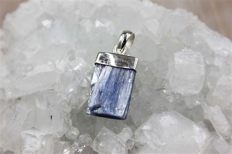 Kyanite Pendant – A - Geoscape Rock Shop