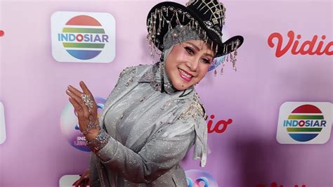 Live TAMPIL DI HUT 29 INDOSIAR UMI ELVY SUKAESIH BOCORKAN RENCANA