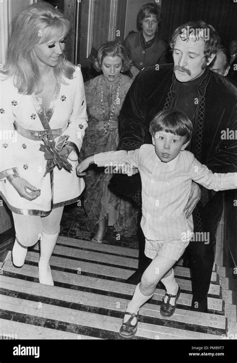 Richard Harris with his wife Elizabeth Harris and their son, Jamie ...