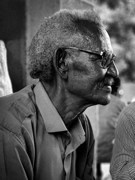 Premium Photo Close Up Portrait Of Old Man Looking Away