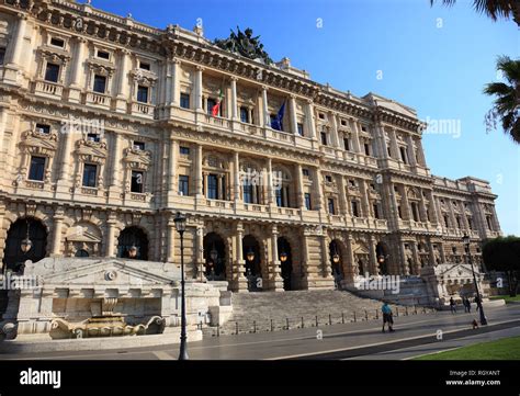 Palazzo Di Giustizia Palace Of Justice District Of Prati At River