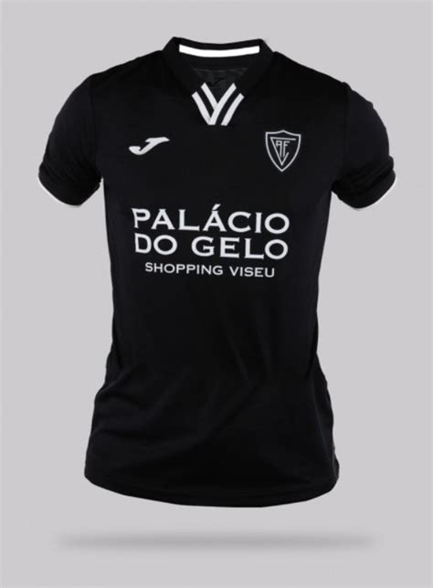 Académico de Viseu 2023-24 Home Kit