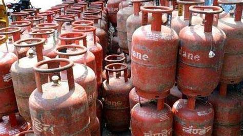 Non Subsidised LPG Hiked By Rs 19 Aviation Turbine Fuel ATF Goes Up