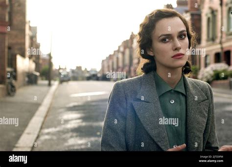 Keira Knightley Atonement Hi Res Stock Photography And Images Alamy