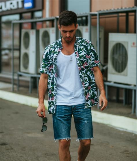 Men S Shorts Outfits The Best In Modern Style