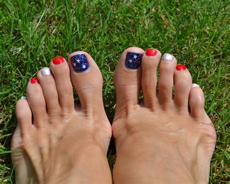 Sinfulcolors 4th Of July Patriotic Pedicure Pretty Toe Nails Summer