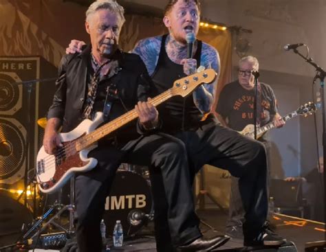 Sex Pistols Volta Aos Palcos Novo Vocalista Veja Como Foi