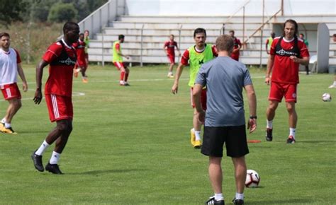 Sivasspor ikinci etap çalışmalarına Boluda devam ediyor Trabzon