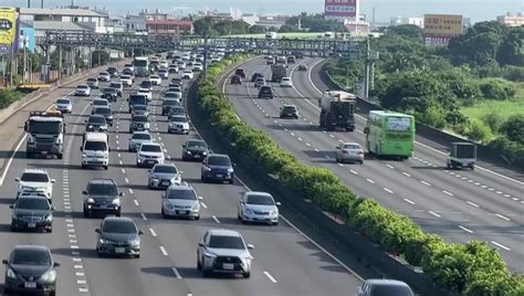 迎元旦連假！ 國5已湧現車潮估「塞到深夜」 生活 非凡新聞