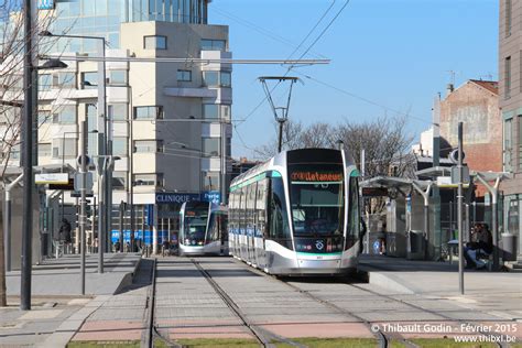 Tram Sur La Ligne T Ratp Saint Denis Photos De Trams Et