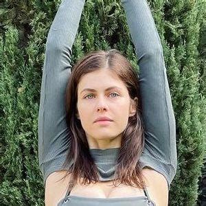 Alexandra Daddario Nude Leaks Onlyfans Fapux