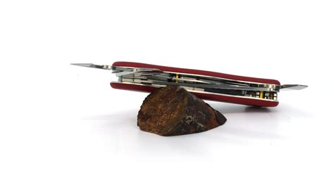 Victorinox Forester – Outdoormesser / Magazin