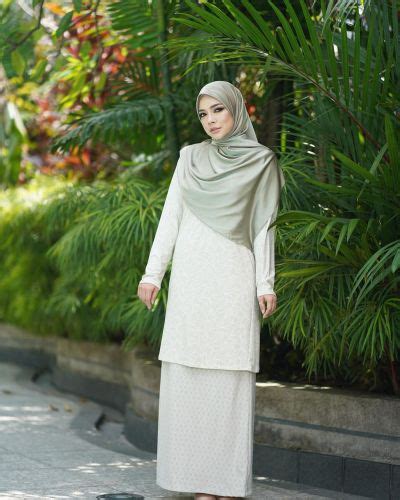 Hot Milf Berhijab Tapi Nampak Makin Sedap Sebab Tumbex