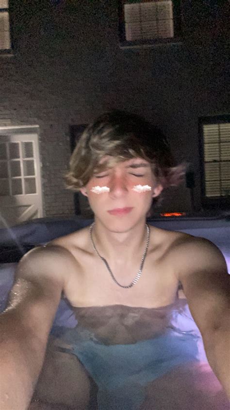 Hot Tub Time Whos Comin R Gaydaddy