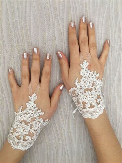 Ivory Bridal Gloves Wedding Gloves Ivory Lace Gloves Handmade Gloves