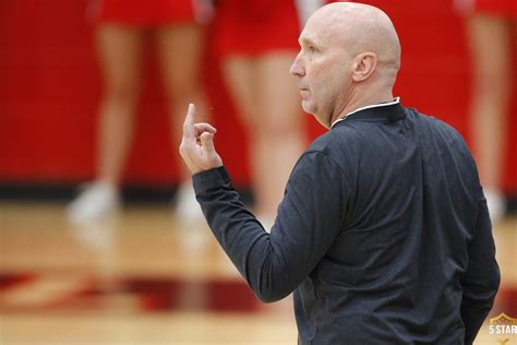 Maryville boys' basketball coach Mark Eldridge wins 500th game of his career at 5SP Classic ...