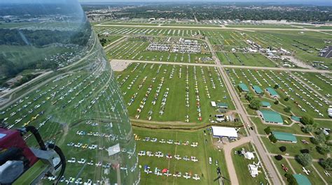 Oshkosh Airventure Camping