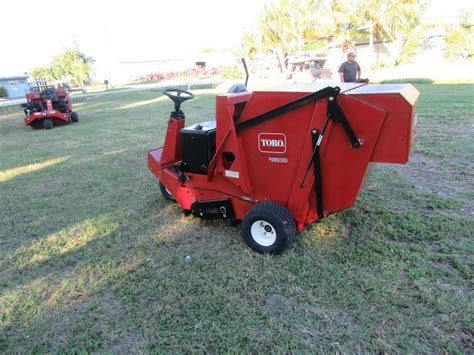 Toro 4800 Lawn Turf Sweeper Great Spring Fall Cleanups 101 Hrs Runs