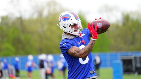 Keon Coleman And Bills Rookies First Practice