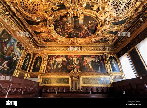 Sala Del Senato Fotografías E Imágenes De Alta Resolución Alamy