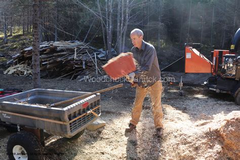 woodchipping – WoodchuckCanuck.com